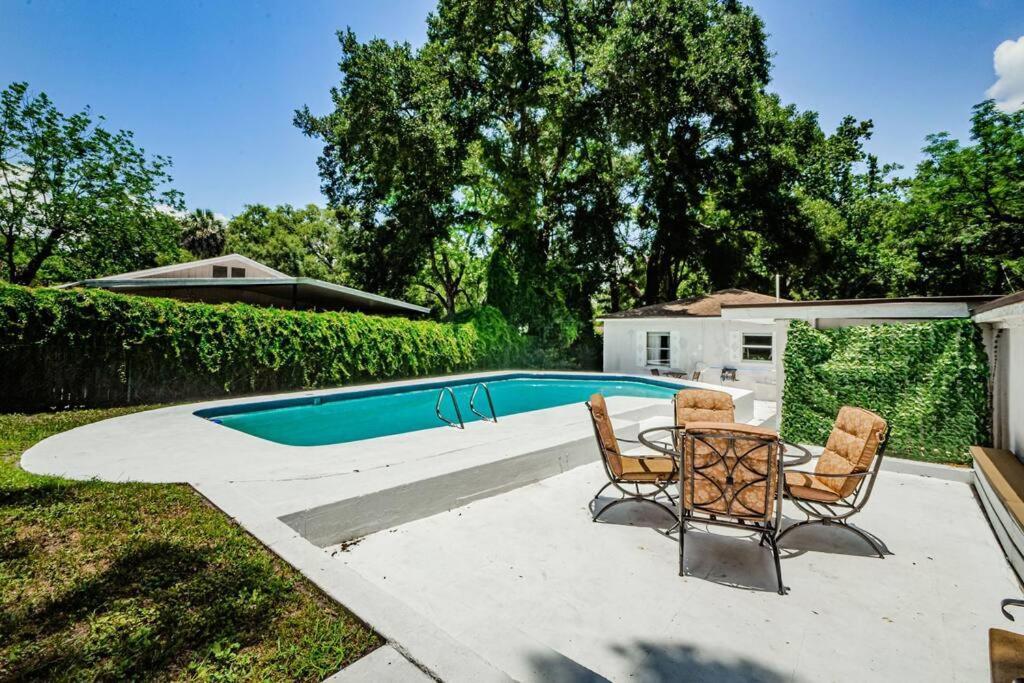 Beautiful Pool House In Old Seminole Heights! Tampa Exterior photo