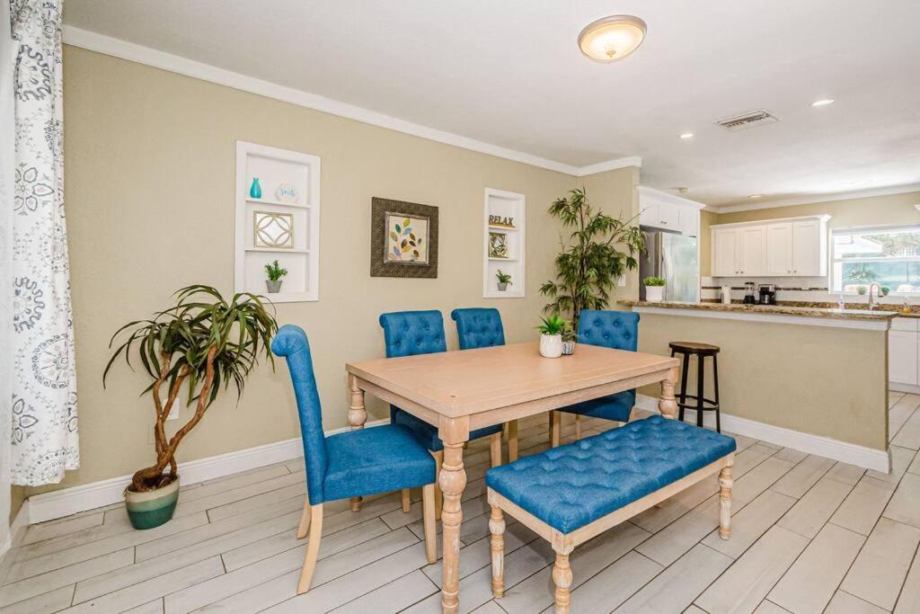 Beautiful Pool House In Old Seminole Heights! Tampa Exterior photo